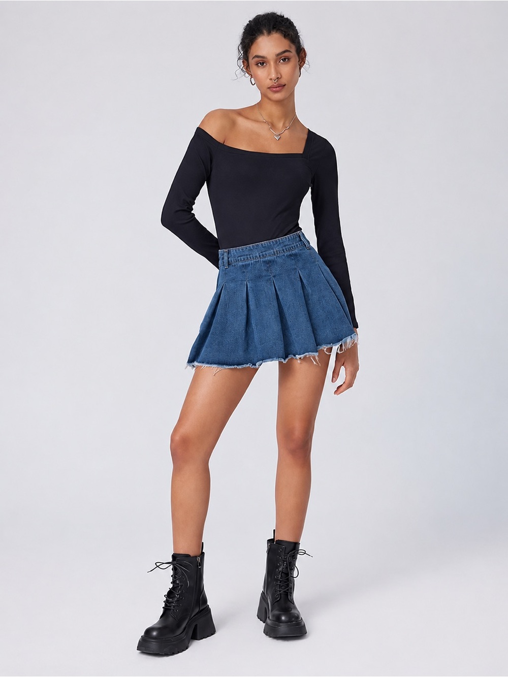 Cider Denim Pleated Mini Skirt Blue Wash, Distressed Raw Hem, Side Zip, Size M